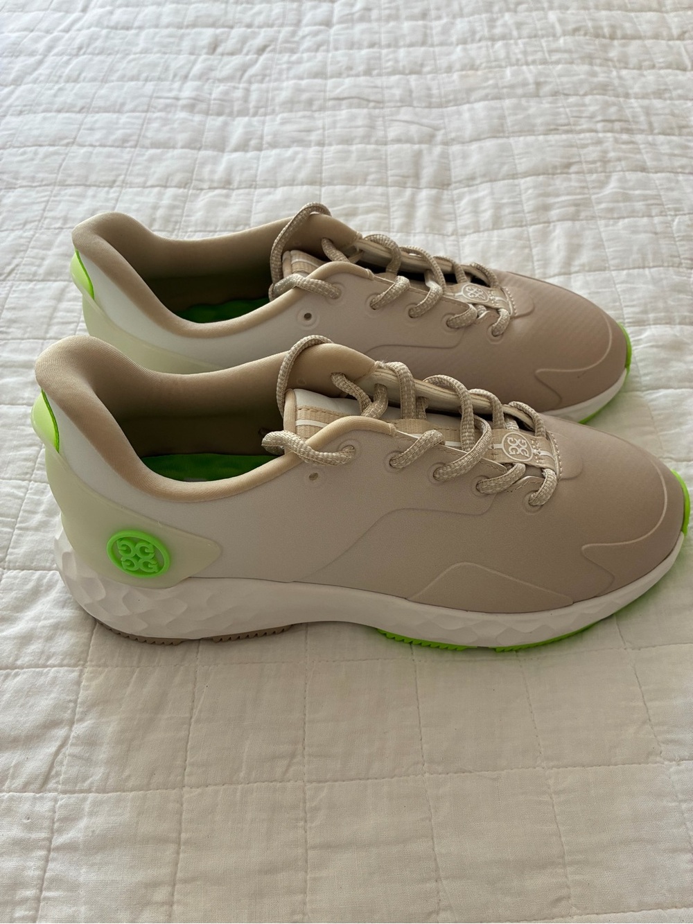 G/FORE Beige and Lime Green Women’s Golf Shoes Size 8